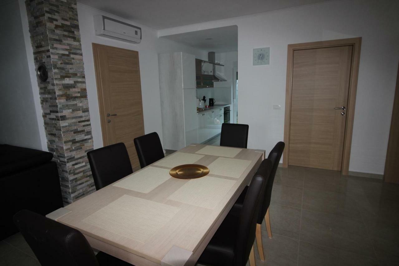 Apartment Umag Eksteriør billede
